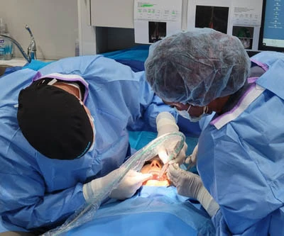 anderson-family-dentist-implant-slider (3)